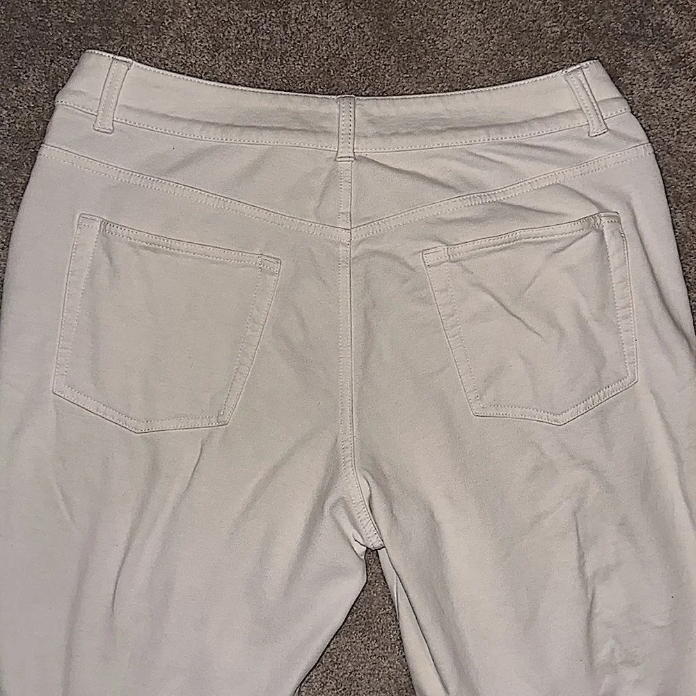 Coldwater Creek Cropped Jeans!